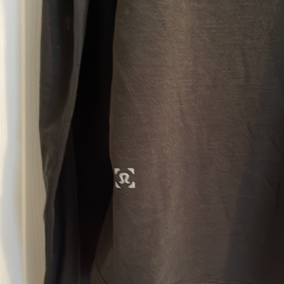 Lululemon black long sleeve shirt - Picture 3 of 3